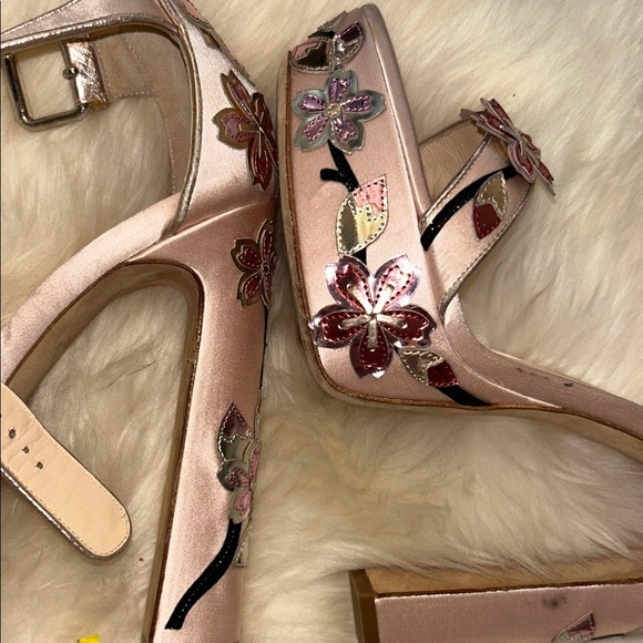 BALLIN Vintage Pink Satin Floral Metallic Heels Size 39 - Picture 16 of 16